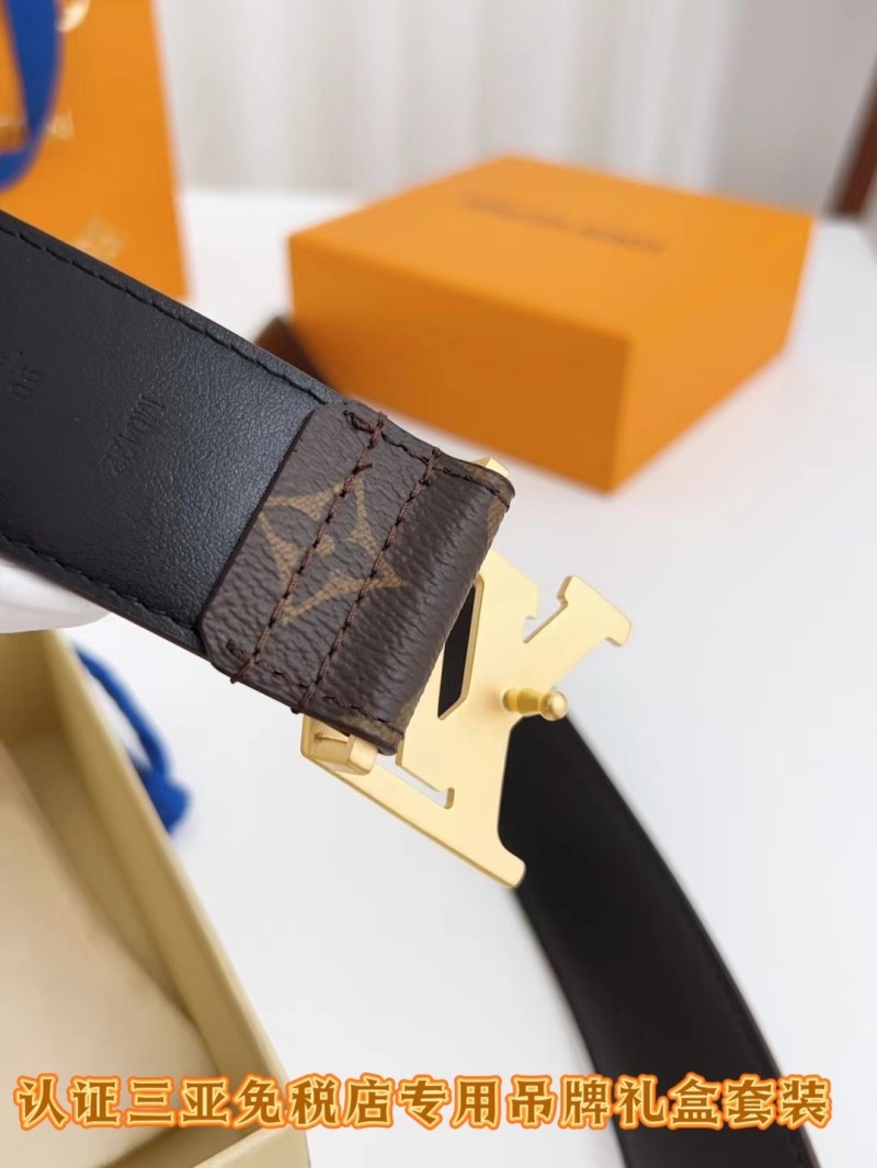 LOUIS VUITTON Belts